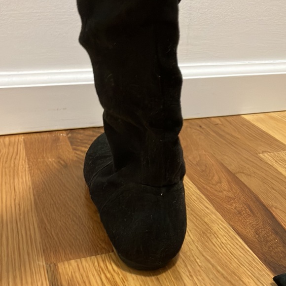 (Used) Good condition faux suede floppy black boots Mid length Size 6 - Picture 6 of 6